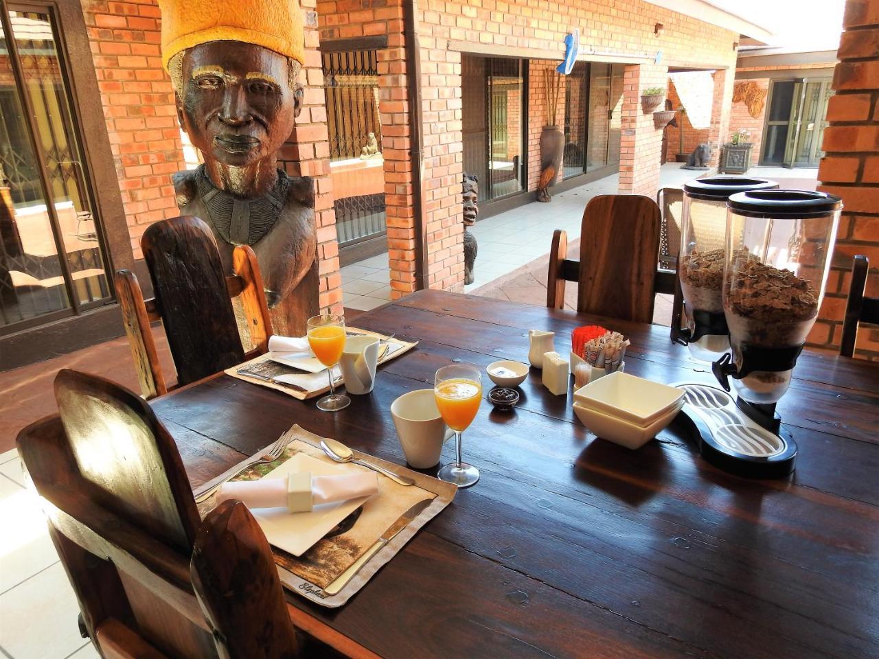 Ubuntu Bed&Breakfast Marloth Park Bagian luar foto